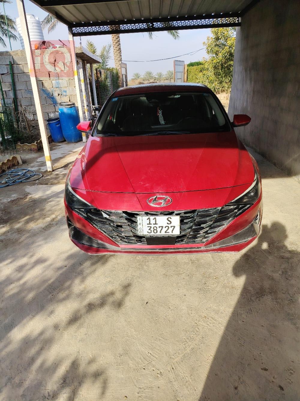 Hyundai Elantra